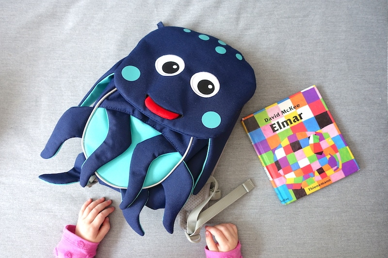 Püppilines erster Kindergartenrucksack: Diesen bekam sie für ihre Kita mit einem Jahr | Der Affenzahn-Rucksack im Test auf Mamaskind.de