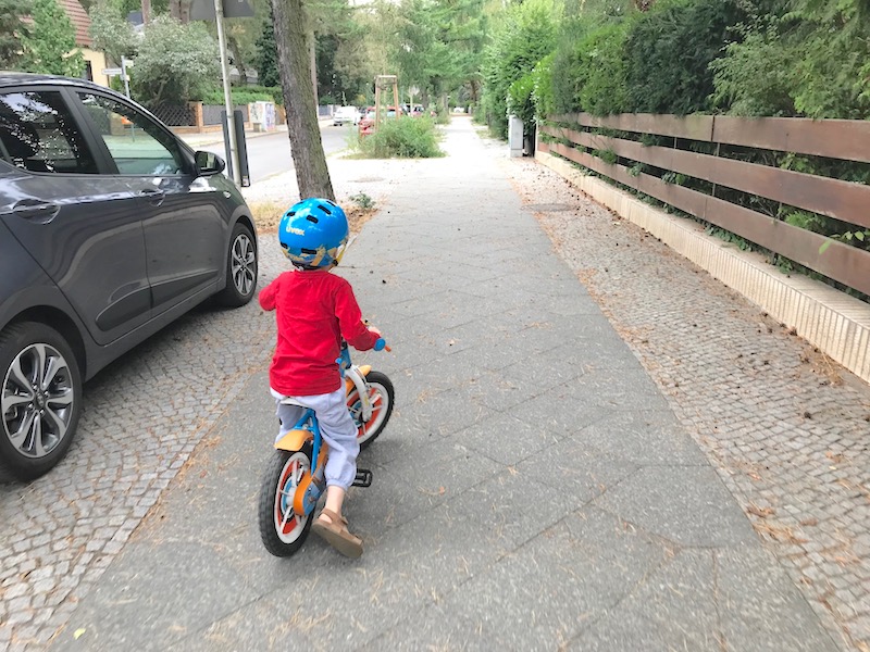 Wir lernen Radfahren - in kleinen Schritten | Mehr Infos auf Mamaskind.de