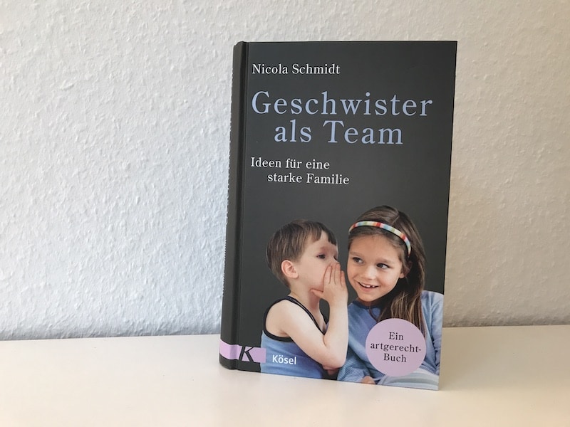 Geschwister als Team - Nicola Schmidt - Eine Rezension zu dem Geschwister-Ratgeber von der artgerecht-Autorin gibt es auf Mamaskind.de