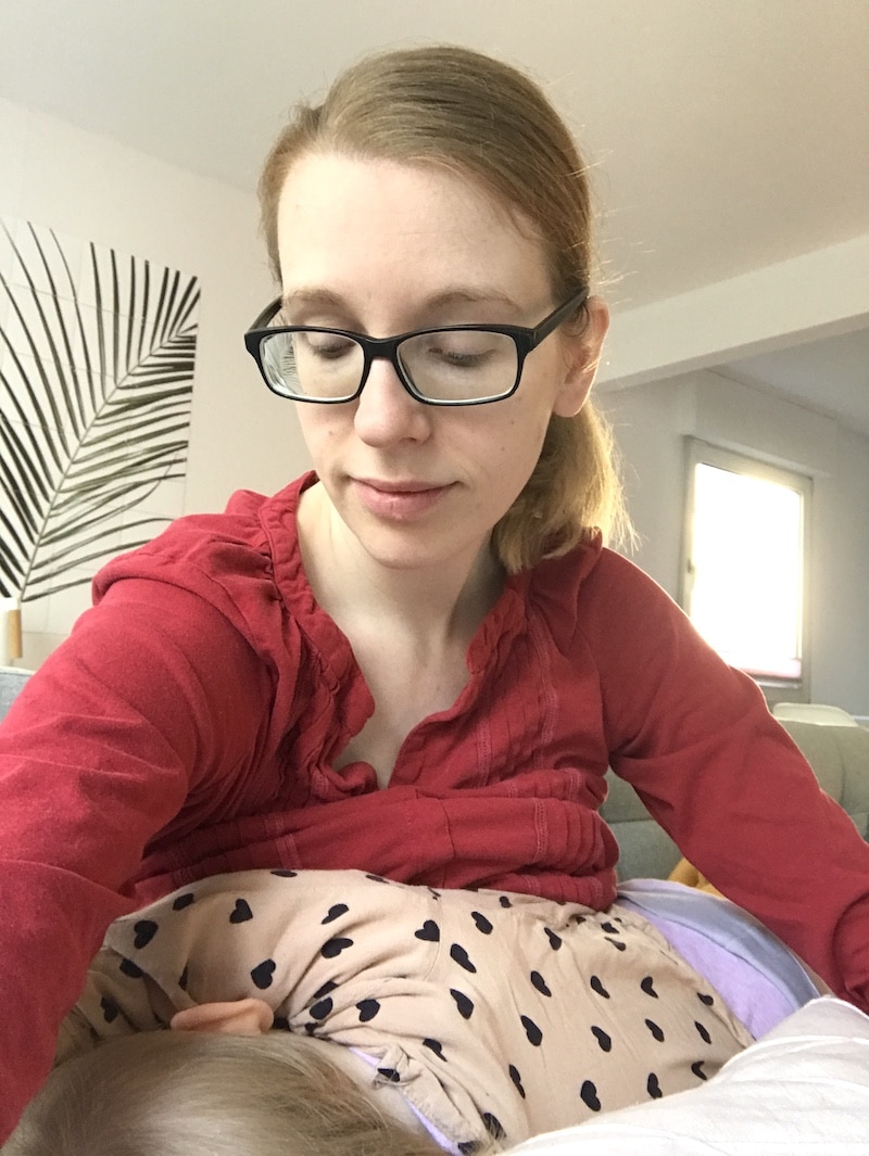 Ich stille mein Kind noch mit 24 Monaten. Wir lieben es beide. | Mehr Infos zur Kinder-Entwicklung mit 24 Monaten auf Mamaskind.de