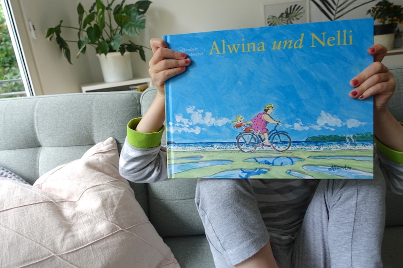Rezension: Alwina und Nelli - ein Buch für die Sommerferien - und zum Erinnern danach | Mehr Infos zu coolen Kinderbüchern für die Ferien - und danach - auf Mamaskind.de