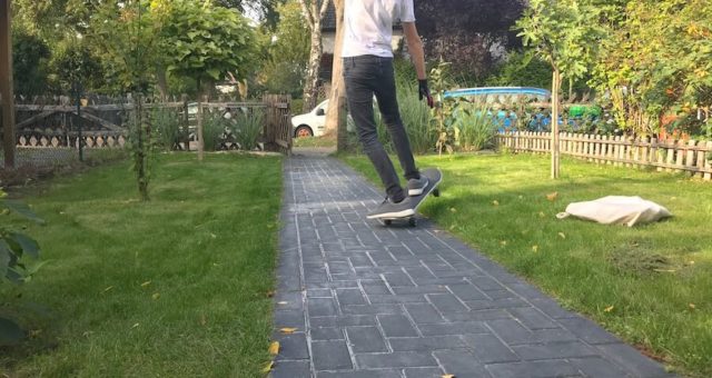 Der traut sich was: Sohn 1.0 auf dem Skateboard - Mamaskind.de